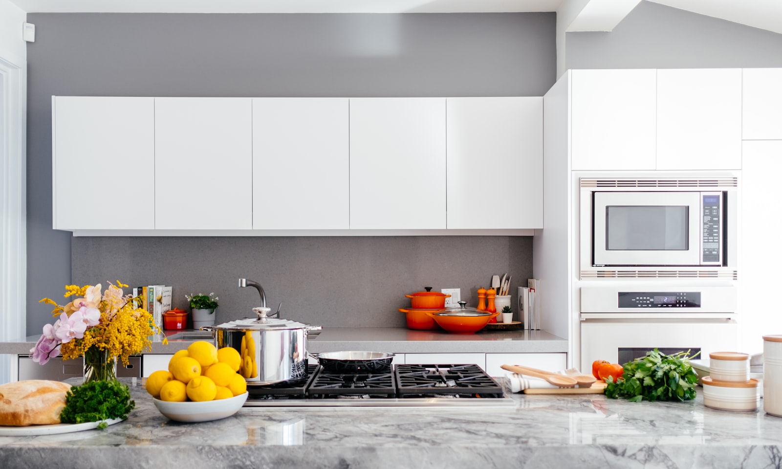 Newly fitted modern kitchen.